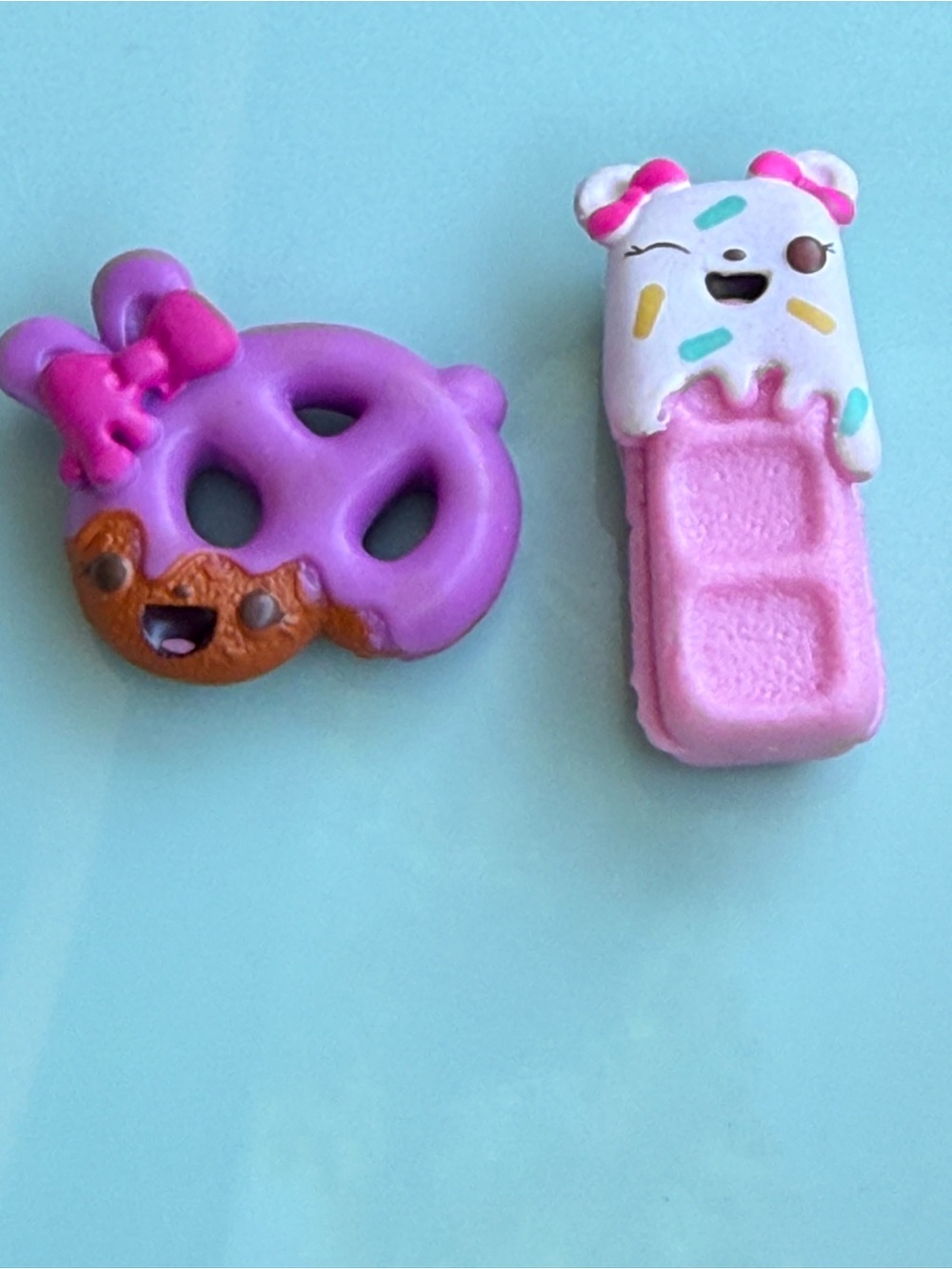 BB Knots Pretzel and B Day Bites Waffle Num Noms